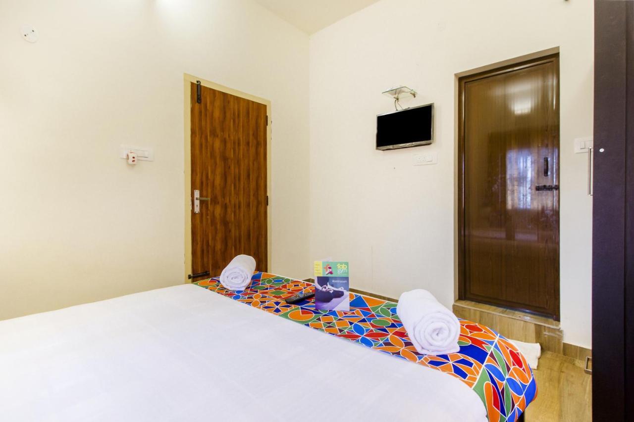 Fabexpress Grand Castle Hill Resorts - Ooty Lake - 800M Εξωτερικό φωτογραφία